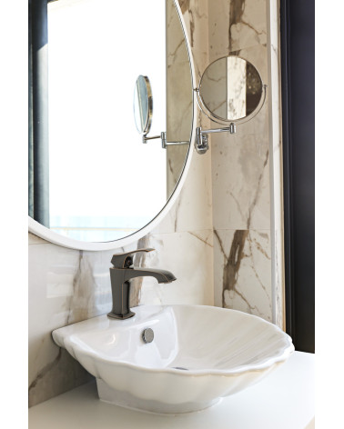 Bateria umywalkowa stojąca z automatycznym korkiem spustowym